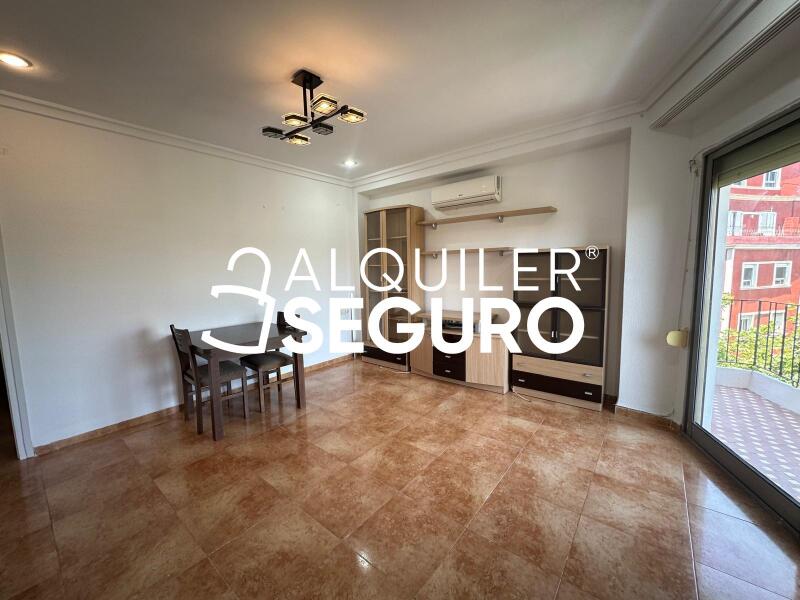 Piso en Calle Ontinyent, VALENCIA VALENCIA