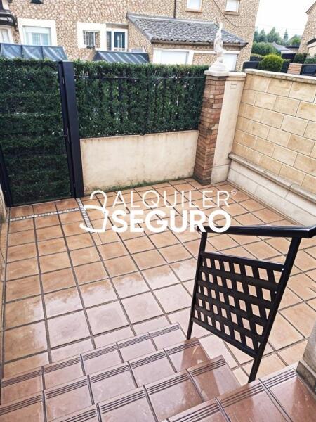 Piso en Calle Maria Moliner, LOECHES MADRID