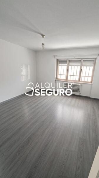 Piso en Calle de Francisco Santos , MADRID MADRID
