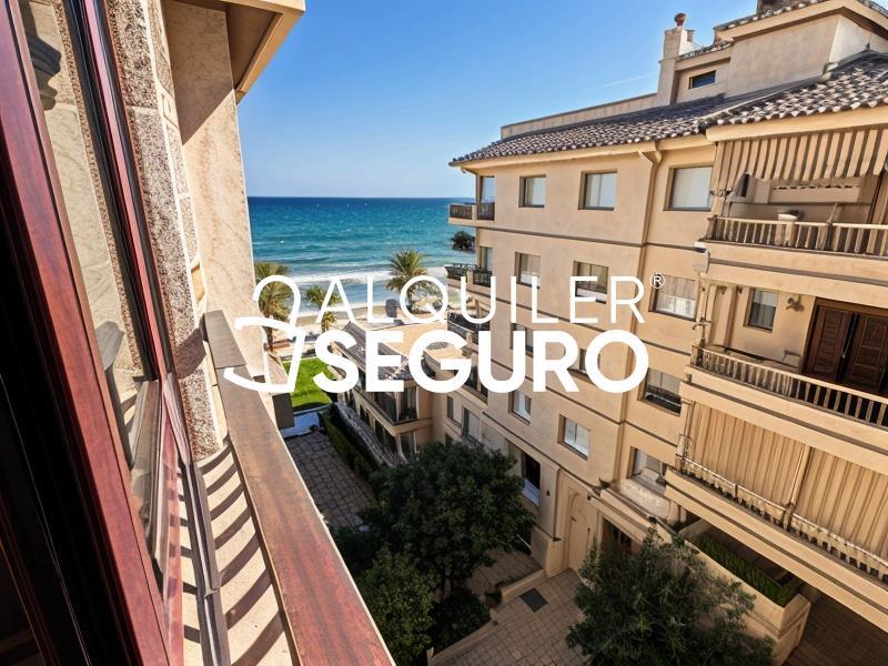 Piso en Avenida GOLF DE RIVIERA, MIJAS MÁLAGA