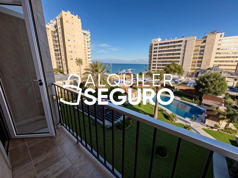 Piso en Calle LAS ORQUIDEAS, FUENGIROLA MÁLAGA
