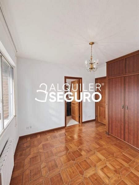 Piso en Avenida Peguerinos, VALDEMORILLO MADRID