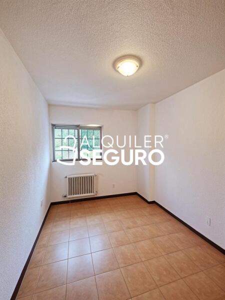 Piso en Avenida Peguerinos, VALDEMORILLO MADRID