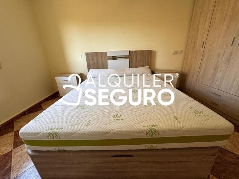 Piso en Calle Renfe, ANTEQUERA MÁLAGA