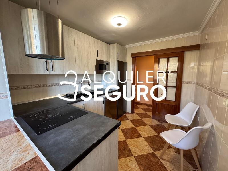 Piso en Calle Renfe, ANTEQUERA MÁLAGA