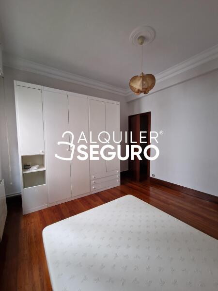 Piso en Calle Gabriel Aresti, BARAKALDO VIZCAYA-BIZKAIA