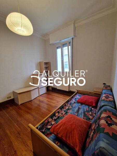 Piso en Calle Gabriel Aresti, BARAKALDO VIZCAYA-BIZKAIA