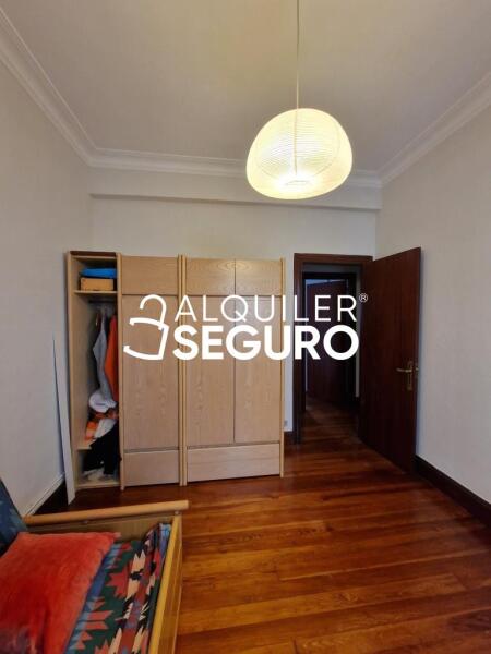 Piso en Calle Gabriel Aresti, BARAKALDO VIZCAYA-BIZKAIA