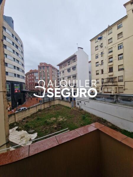 Piso en Calle San Juan, BARAKALDO VIZCAYA-BIZKAIA