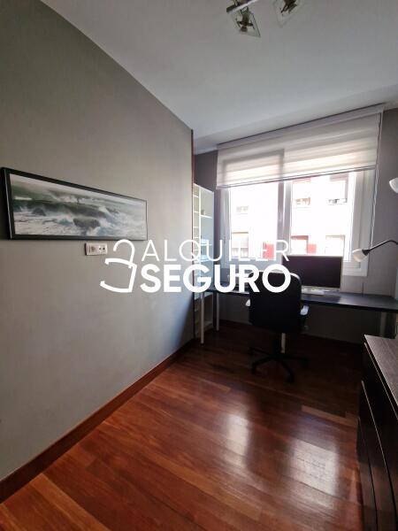 Piso en Calle Merindad de Uribe, BARAKALDO VIZCAYA-BIZKAIA