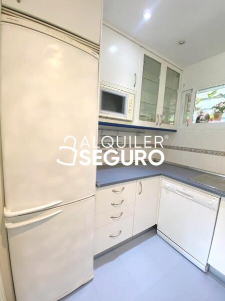 Piso en Calle Los Astros , RIVAS-VACIAMADRID MADRID