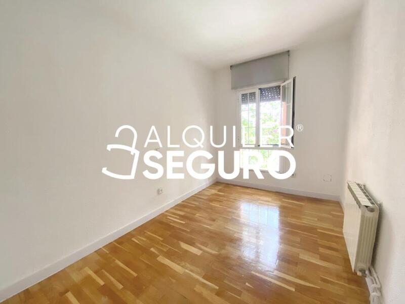 Piso en Calle Los Astros , RIVAS-VACIAMADRID MADRID