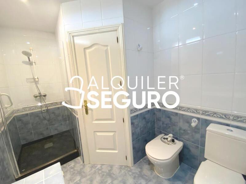 Piso en Calle Los Astros , RIVAS-VACIAMADRID MADRID