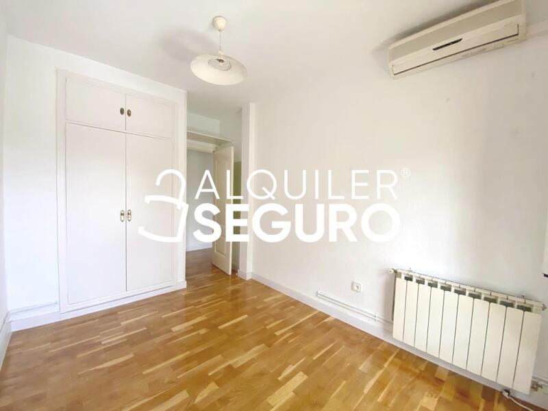 Piso en Calle Los Astros , RIVAS-VACIAMADRID MADRID