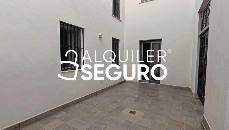 Piso en Avenida María Auxiliadora, SEVILLA SEVILLA