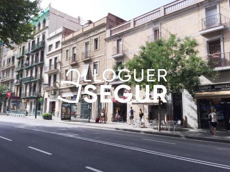 Inmueble en Calle de Sants, BARCELONA