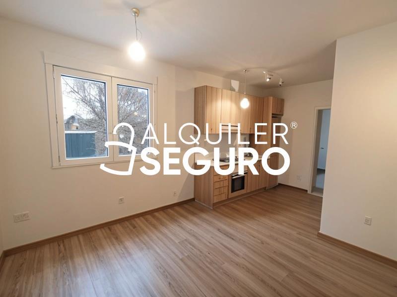 Inmueble en Calle Algaba , MADRID