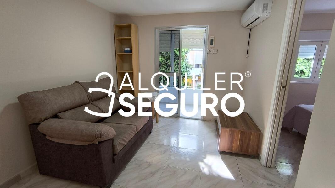 Inmueble en Calle Esturion, SEVILLA