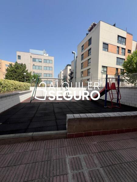 Piso en Calle de Julian Camarillo, MADRID MADRID