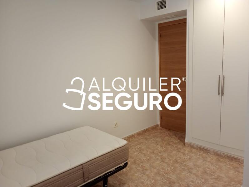 Piso en Calle Cruz del Molinillo, MÁLAGA MÁLAGA