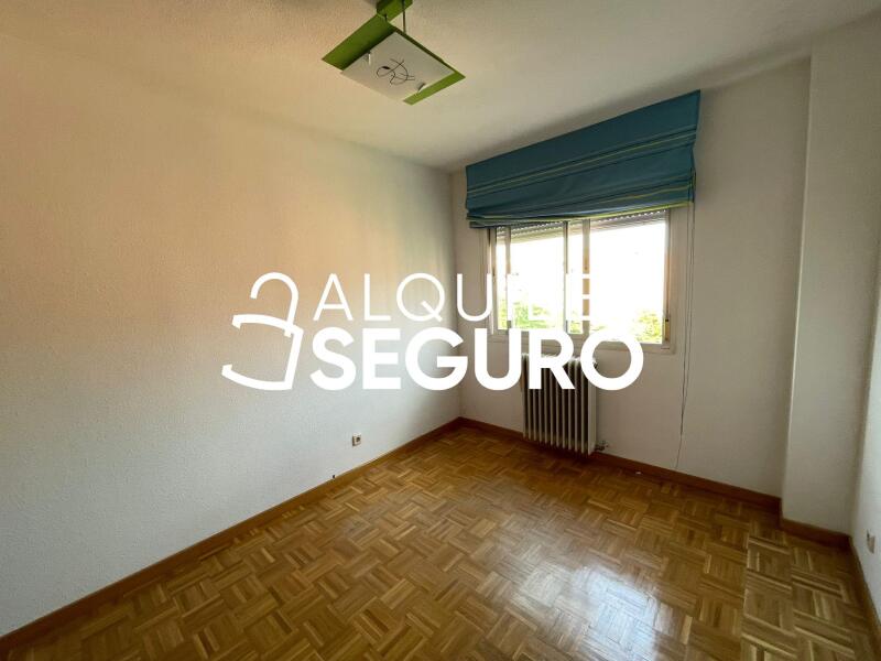 Piso en Calle Forsitia , MADRID MADRID
