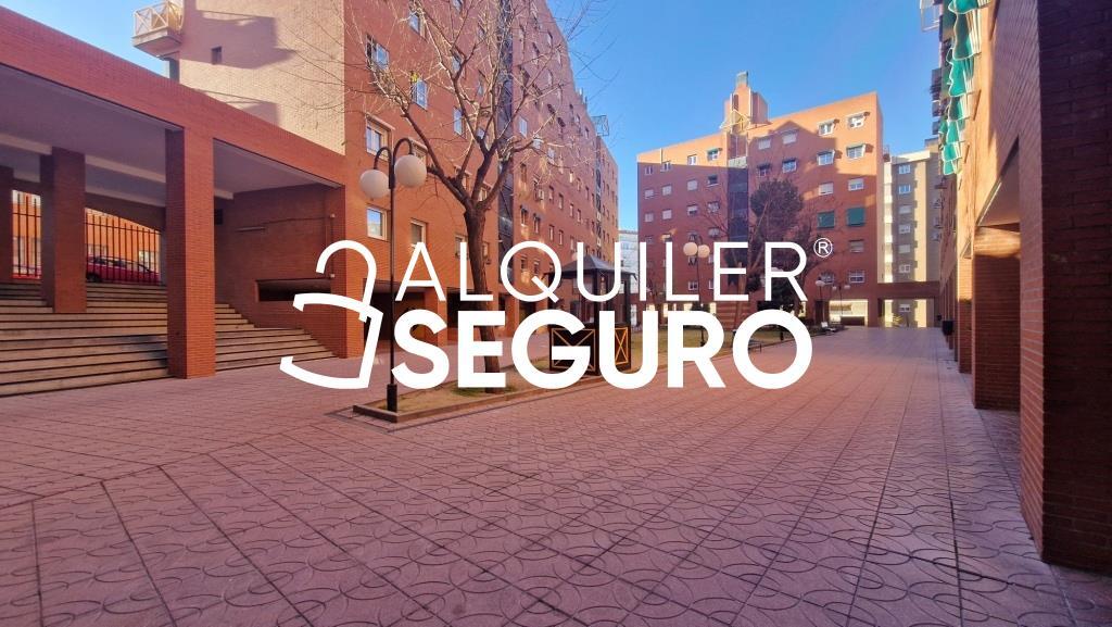 Inmueble en Calle Antonio Cantalejo, MADRID