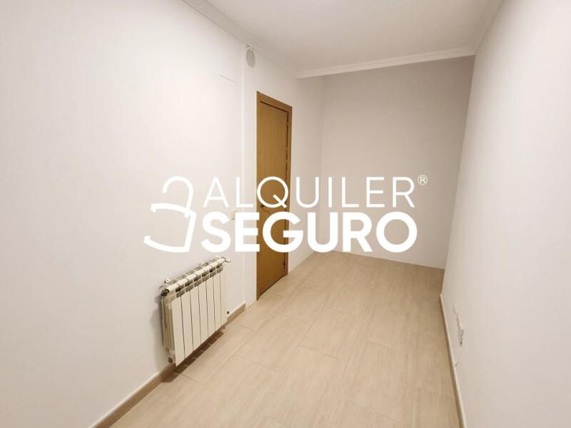 Piso en Calle Salcillo, MÓSTOLES MADRID