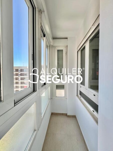Piso en Avenida de El Ferrol, MADRID MADRID