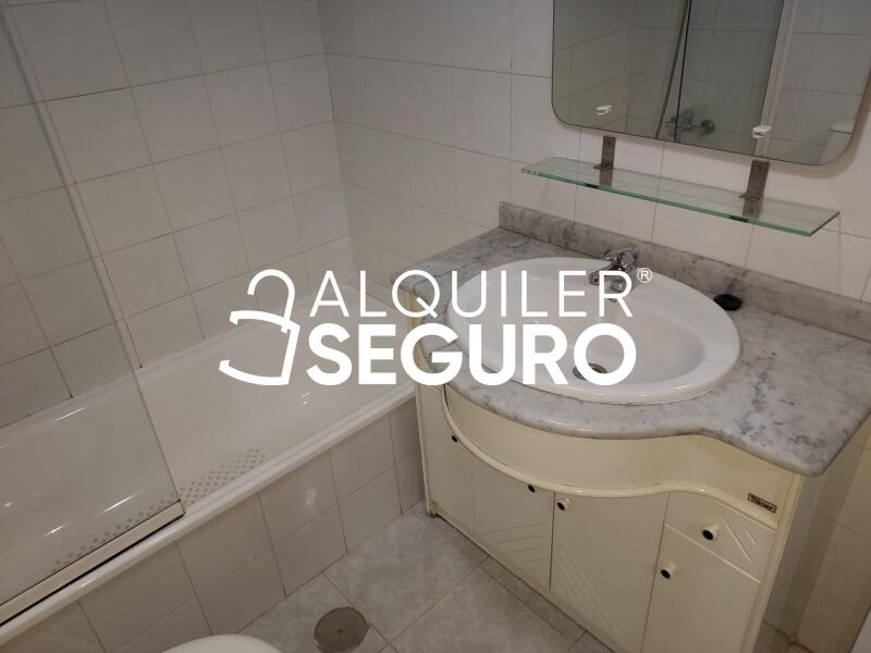 Piso en Avenida Jose Iturbi, MÁLAGA MÁLAGA