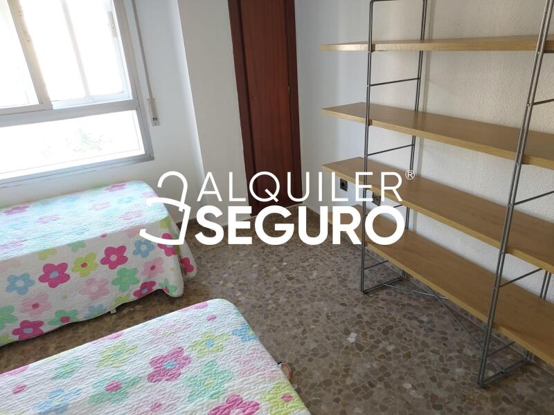 Piso en Avenida Jose Iturbi, MÁLAGA MÁLAGA