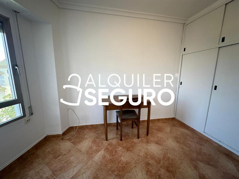 Piso en Calle Ontinyent, VALENCIA VALENCIA