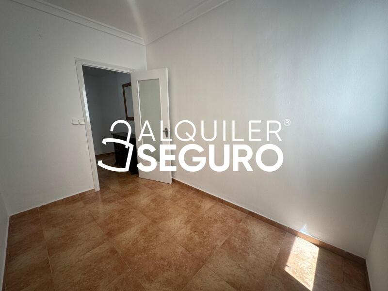 Piso en Calle Ontinyent, VALENCIA VALENCIA
