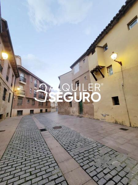 Piso en Calle Balmes, HARO LA RIOJA