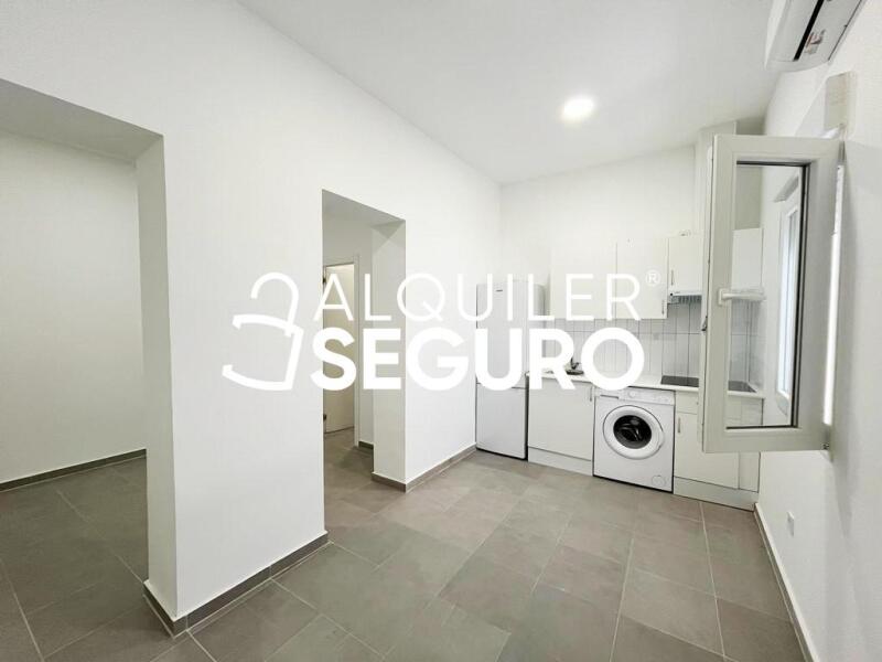 Inmueble en Calle del Puerto de Canfranc, MADRID