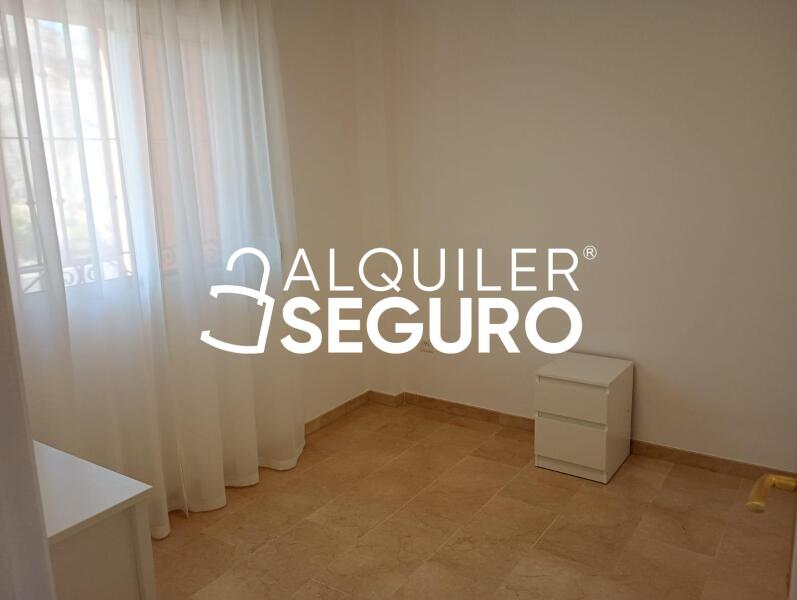 Piso en Calle Carvajal, BENALMÁDENA MÁLAGA