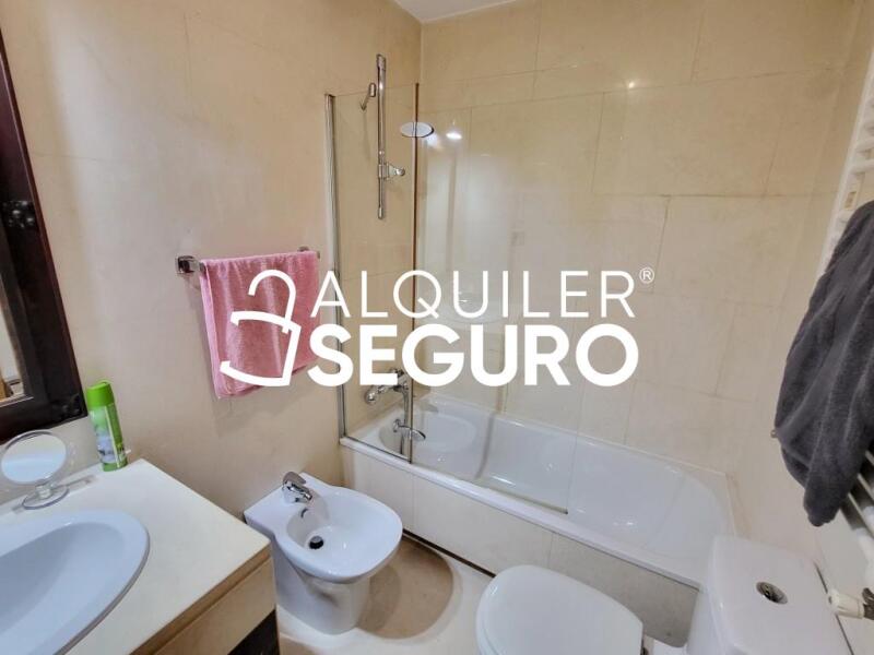 Piso en Avenida Huerta Grande, POZUELO DE ALARCÓN MADRID