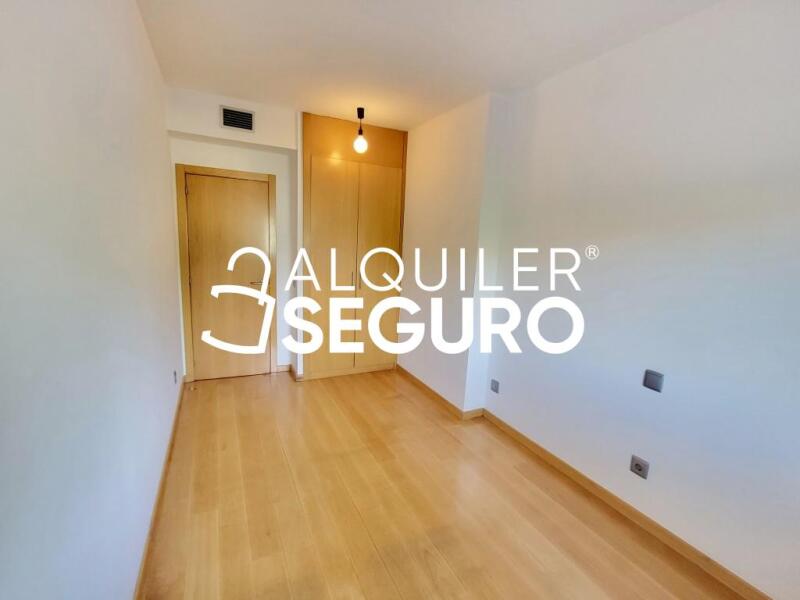 Piso en Avenida Huerta Grande, POZUELO DE ALARCÓN MADRID