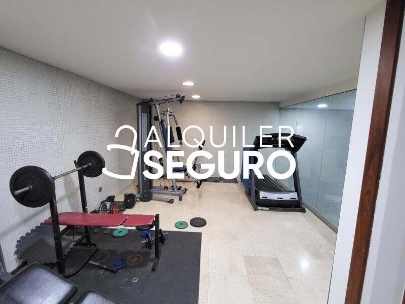 Piso en Avenida Huerta Grande, POZUELO DE ALARCÓN MADRID