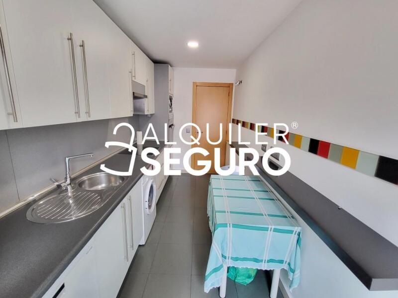 Piso en Avenida Huerta Grande, POZUELO DE ALARCÓN MADRID