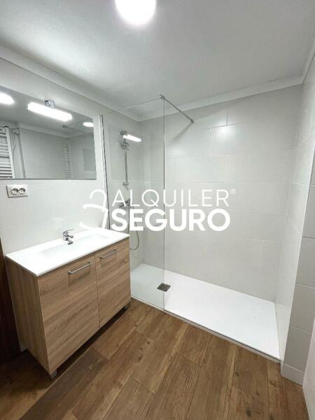Inmueble en Calle Juan de Urbieta, MADRID