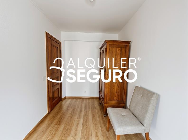 Piso en Calle Plantio, MORALZARZAL MADRID