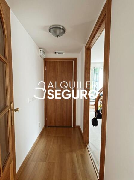 Piso en Calle Plantio, MORALZARZAL MADRID