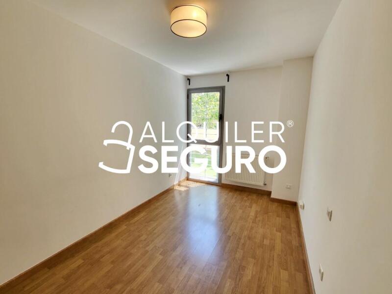 Piso en Avenida de la Dehesa, NAVALCARNERO MADRID