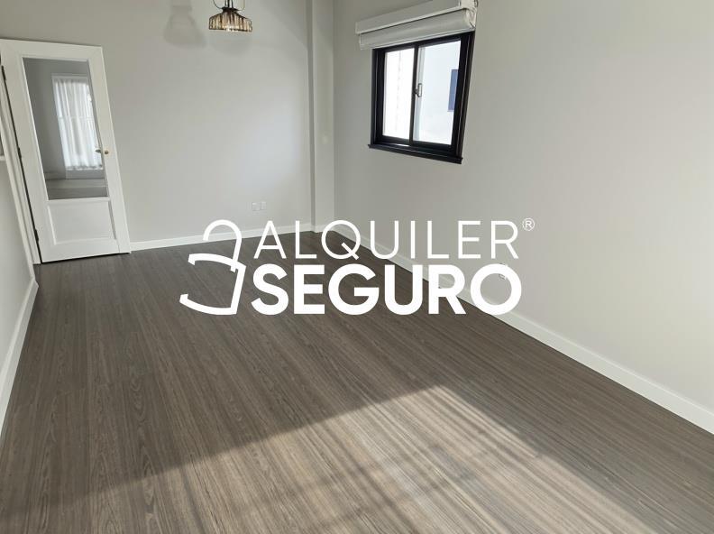 Piso en Avenida Vial 73, DOS HERMANAS SEVILLA