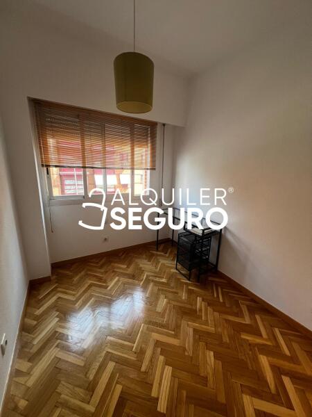 Piso en Calle Julian Camarrillo, MADRID MADRID