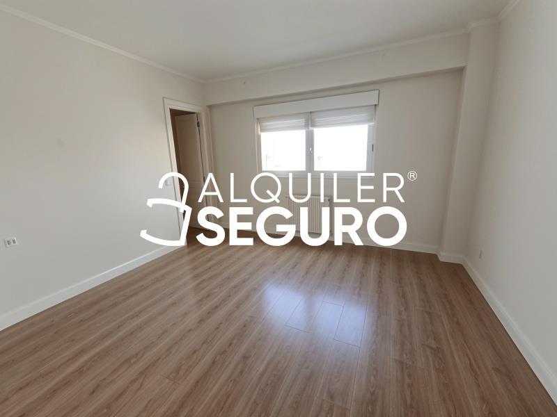 Piso en Avenida de Cesareo Alierta , ZARAGOZA ZARAGOZA
