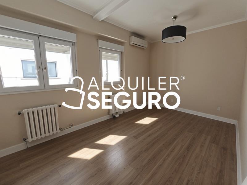 Piso en Avenida de Cesareo Alierta , ZARAGOZA ZARAGOZA