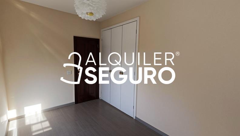 Piso en Calle Carmen de Burgos Colombine, SAN JUAN DE AZNALFARACHE SEVILLA