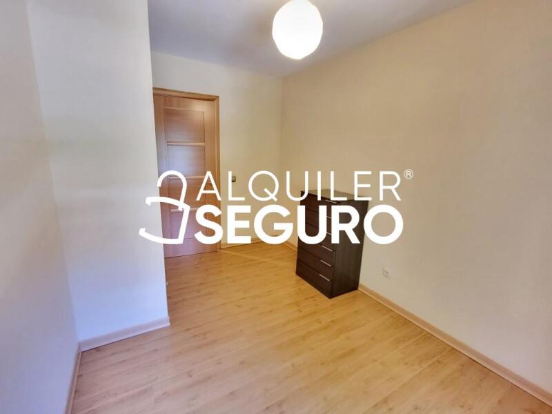 Piso en Calle Geranio, MÓSTOLES MADRID