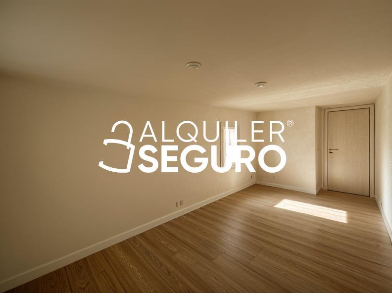 Piso en Calle Andres Segovia , NAVACERRADA MADRID